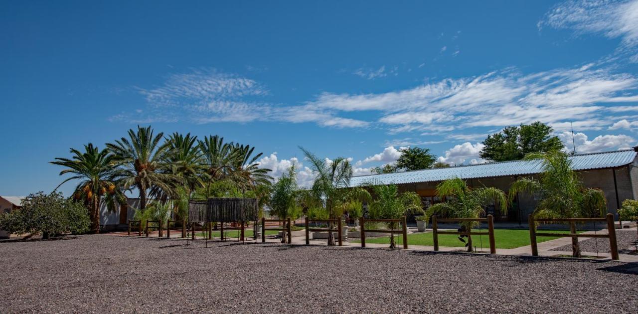 Vila Bastion Farmyard Mariental Exteriér fotografie